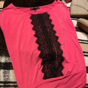 Ladies M pink sleeveless top w/ black lace detail